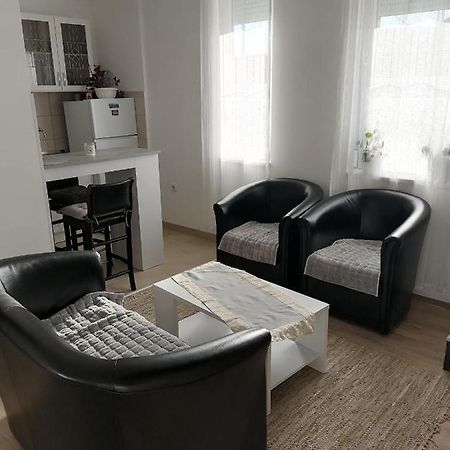 Dreams Apartments Ni Exteriér fotografie